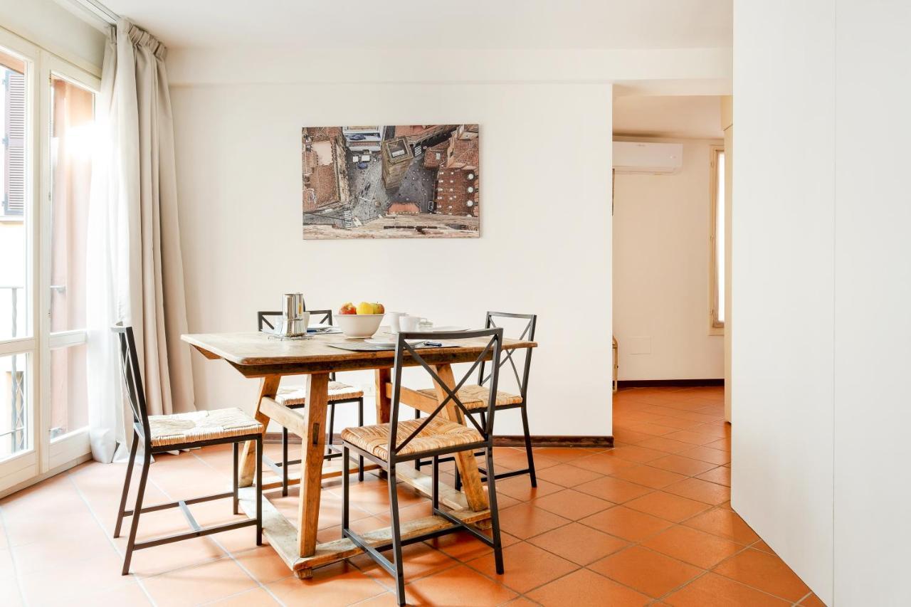 Lo Scrigno Delle 2 Torri! Nel Cuore Del Centro, Vicino A Via Rizzoli Bologna Exterior photo
